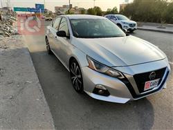 نيسان ألتيما